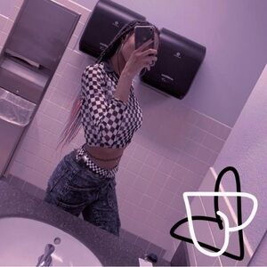 Black and white checkered long sleeve crop top (see-through) #checkered #croptop